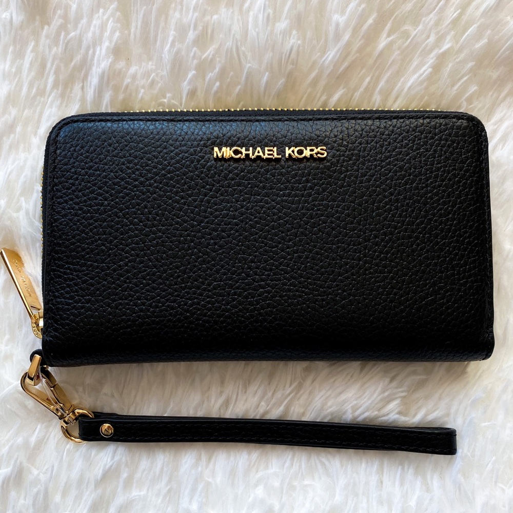 NWT Michael Kors Jet Set Travel Wallet
